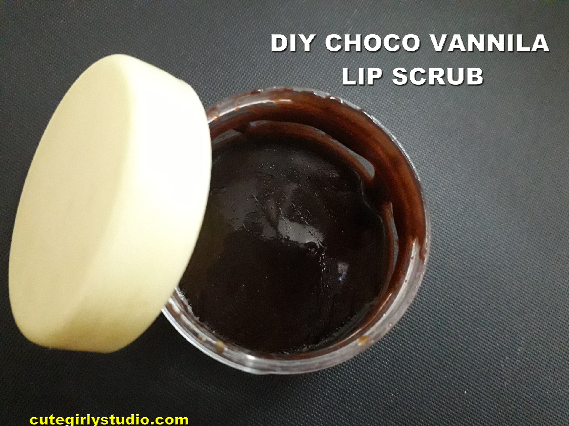 Chocolate vanilla lip scrub for dry lips