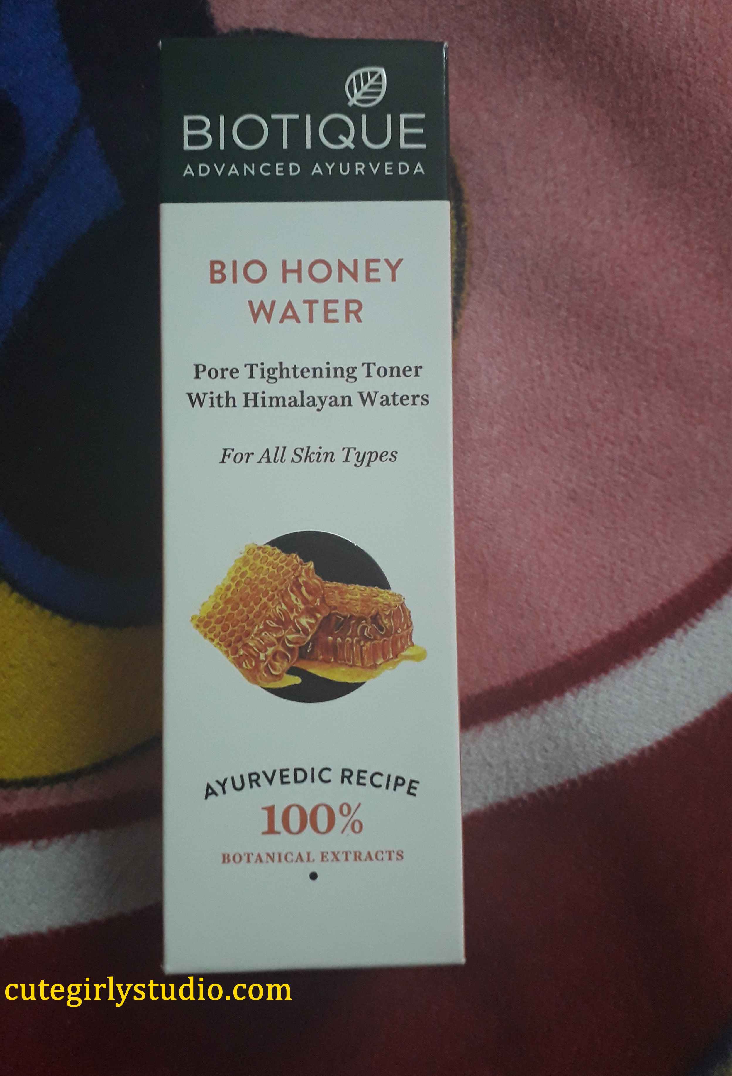 biotique bio honey toner