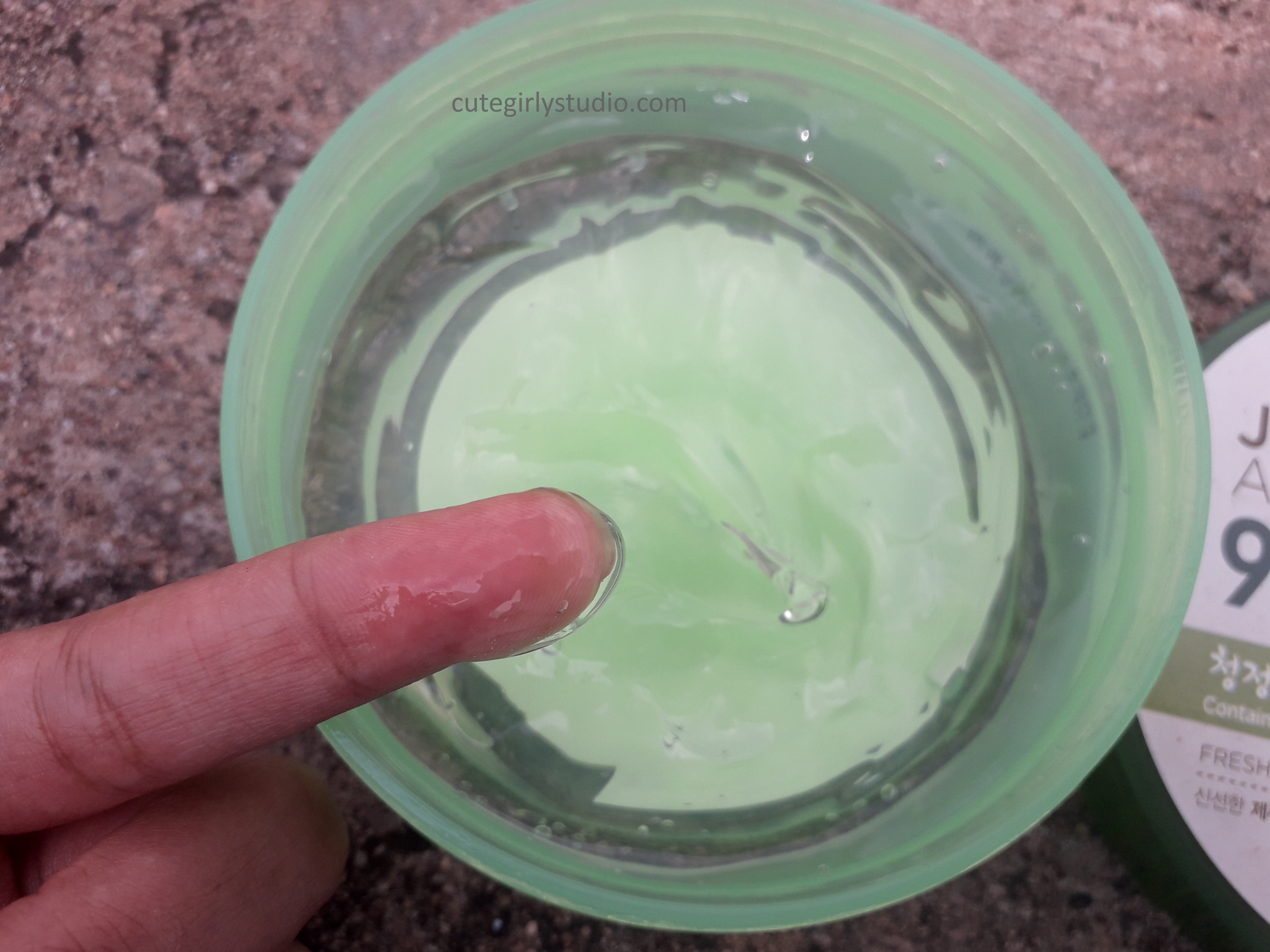 The face shop jeju aloe 99% fresh soothing gel | Review 