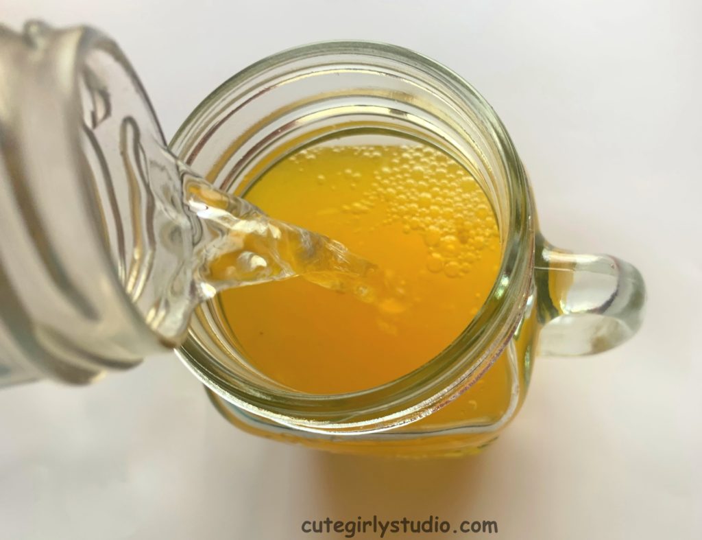 Morning turmeric detox drink 