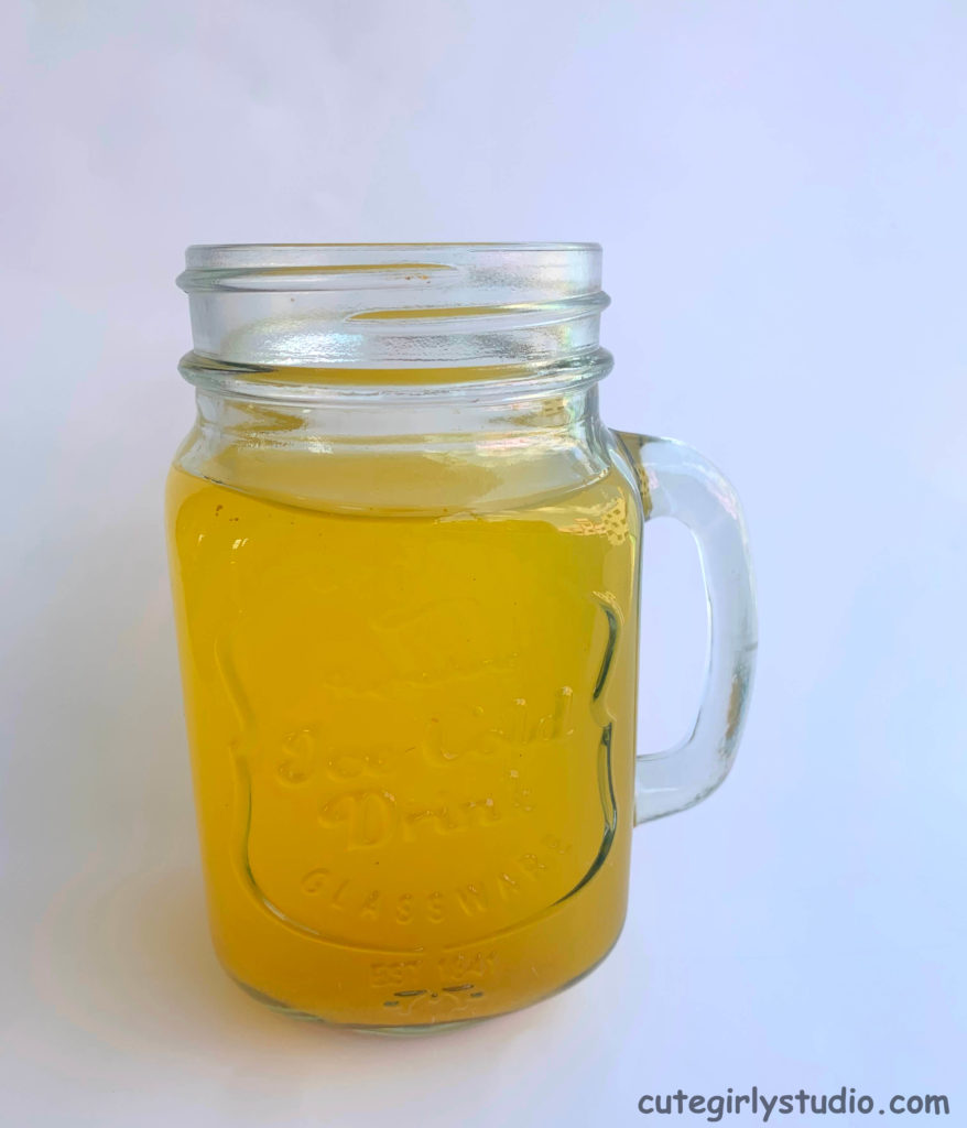 Morning turmeric detox drink 